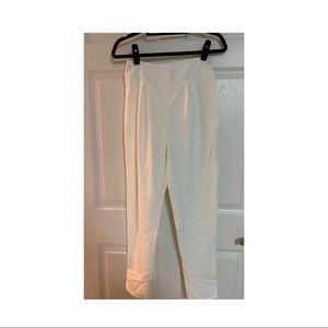 Charlotte Russe White Cream Pleated Pants Slacks Size Small like new